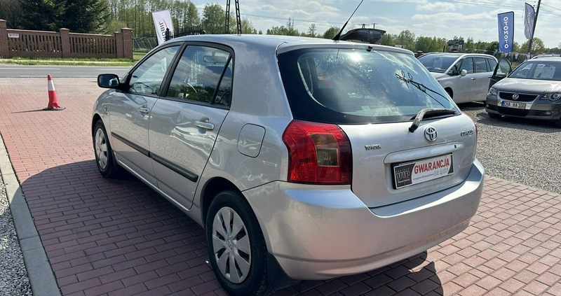 Toyota Corolla cena 8800 przebieg: 175000, rok produkcji 2003 z Głubczyce małe 137